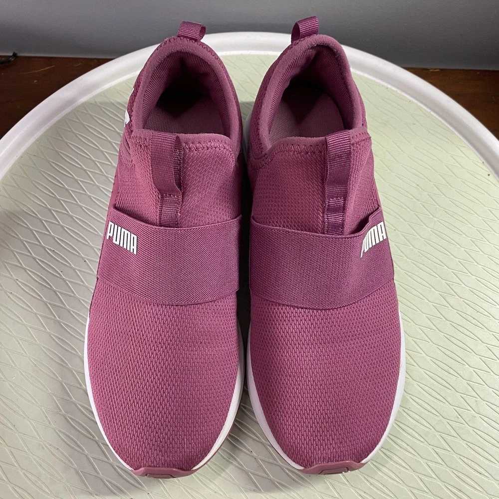 PUMA Mauve Pink W/White Shoe Soft ride‎ sophia slip-on Sneaker Sz.8.5